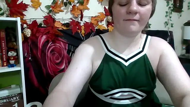 AverageRose online show from February 1, 11:03 pm