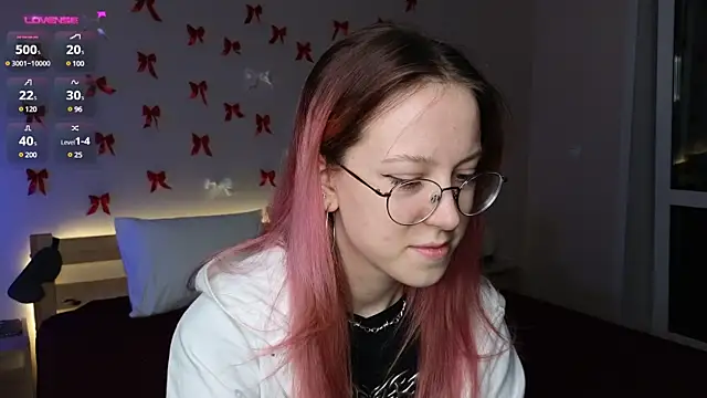 Snapshot of MaryBliss chatting on March 6, 12:54 am MaryBliss online show from March 6, 12:54 am