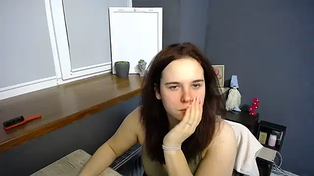 mini girly online show from January 28, 1:16 pm