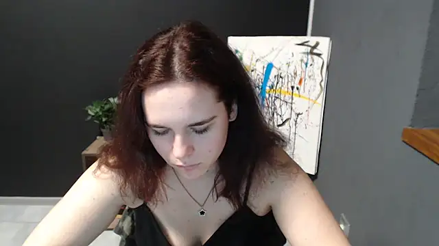 mini girly online show from February 1, 10:15 am