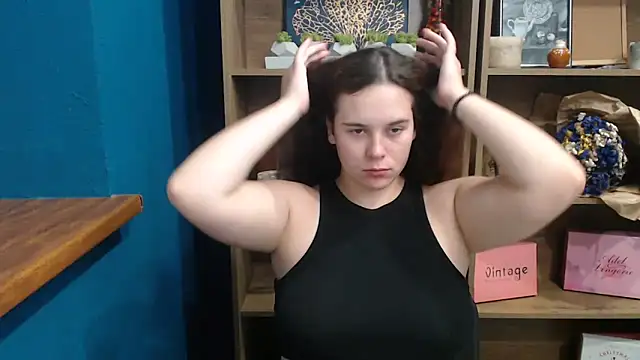 mini girly online show from September 28, 9:36 am