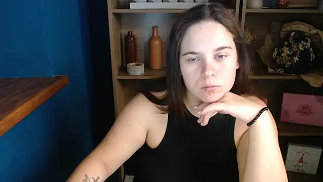 mini girly online show from September 30, 10:09 am