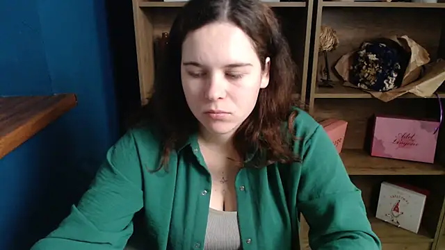 mini girly online show from October 12, 10:03 am