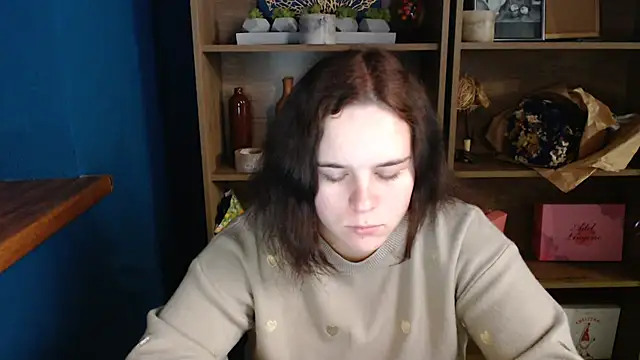 mini girly online show from October 25, 2:02 pm