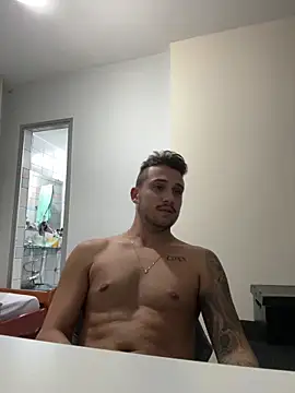 Snapshot of carvalhofelipe chatting on March 17, 11:11 pm carvalhofelipe online show from March 17, 11:11 pm