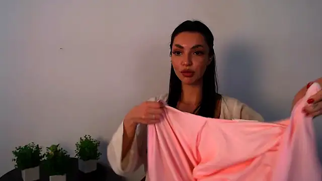 Lexi Jous online show from May 25, 10:32 am