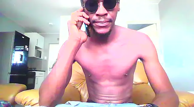 Snapshot of 1NakedTruth chatting on February 4, 3:26 pm 1NakedTruth online show from February 4, 3:26 pm