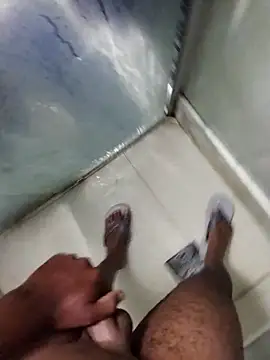 Snapshot of BR_master chatting on February 13, 1:56 am BR master online show from February 13, 1:56 am