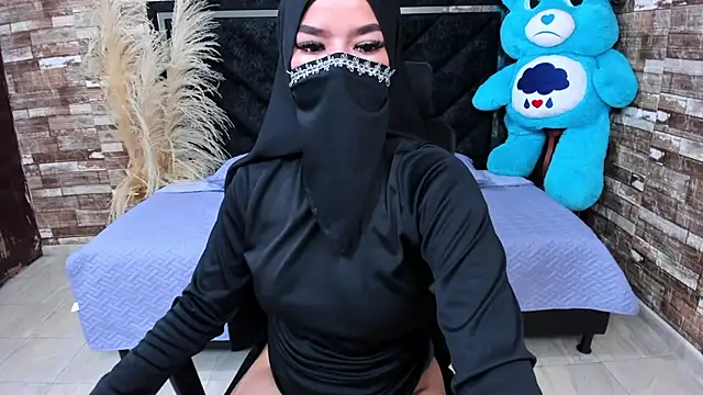 Aixa Kanaan online show from January 7, 9:46 pm