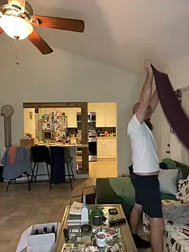 Snapshot of 32XRedBeard chatting on January 16, 5:12 pm 32XRedBeard online show from January 16, 5:12 pm