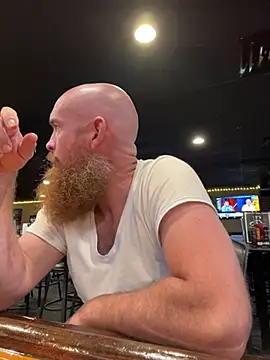 Snapshot of 32XRedBeard chatting on January 27, 5:26 pm 32XRedBeard online show from January 27, 5:26 pm