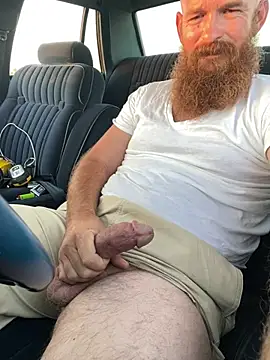 Snapshot of 32XRedBeard chatting on March 15, 11:51 am 32XRedBeard online show from March 15, 11:51 am