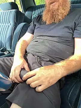 Snapshot of 32XRedBeard chatting on March 16, 2:00 pm 32XRedBeard online show from March 16, 2:00 pm