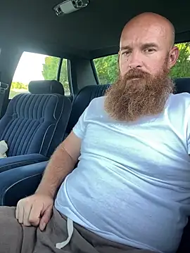 Snapshot of 32XRedBeard chatting on March 22, 10:59 pm 32XRedBeard online show from March 22, 10:59 pm