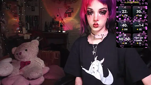 Snapshot of Ink__pleasure chatting on May 16, 11:25 pm Ink pleasure online show from May 16, 11:25 pm