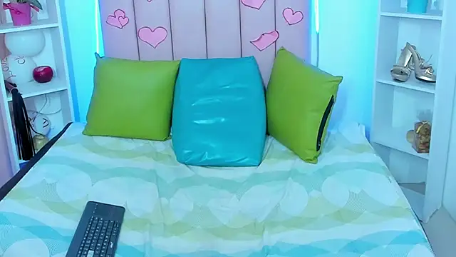 Corey Bless online show from March 8, 5:33 pm