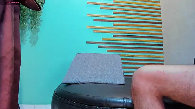 cristal antoni online show from February 22, 1:24 pm