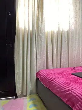 LunaShine  online show from February 21, 3:10 pm