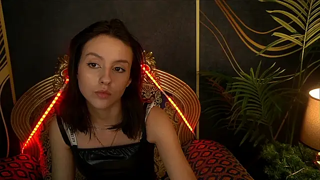 Snapshot of AnnaElys chatting on February 5, 4:14 pm AnnaElys online show from February 5, 4:14 pm