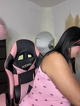 karla hotgirl online show from July 29, 1:15 am