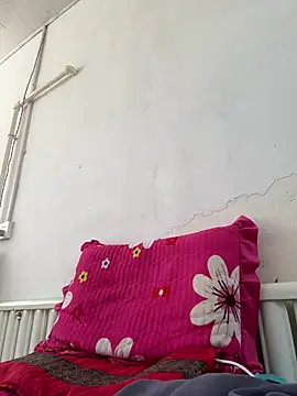 zxb757369 online show from June 2, 6:48 am
