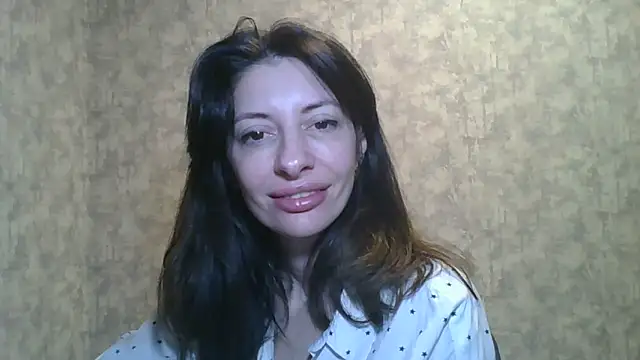 Snapshot of LissaBlossom chatting on January 10, 7:35 am LissaBlossom online show from January 10, 7:35 am