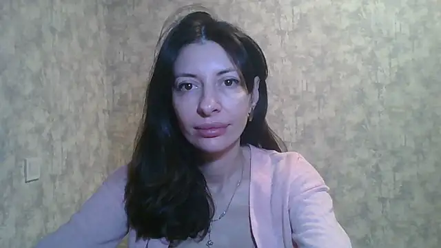 Snapshot of LissaBlossom chatting on January 13, 8:05 am LissaBlossom online show from January 13, 8:05 am
