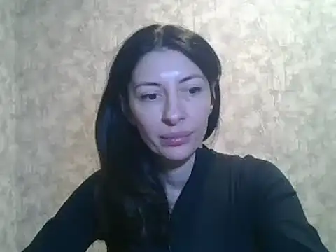 Snapshot of LissaBlossom chatting on February 9, 8:33 am LissaBlossom online show from February 9, 8:33 am