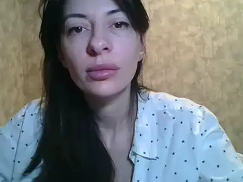 Snapshot of LissaBlossom chatting on February 13, 4:43 am LissaBlossom online show from February 13, 4:43 am