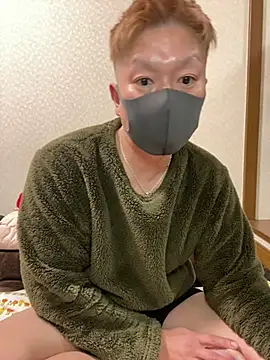 Snapshot of K0718 chatting on February 27, 1:49 pm K0718 online show from February 27, 1:49 pm