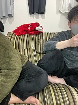 Snapshot of K0718 chatting on March 21, 12:32 pm K0718 online show from March 21, 12:32 pm