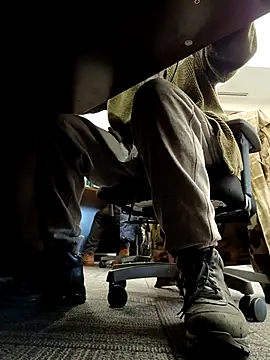 MrDaddyBbSnake online show from March 3, 5:50 pm