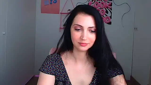 Snapshot of Amalia_amor chatting on May 19, 12:00 pm Amalia amor online show from May 19, 12:00 pm