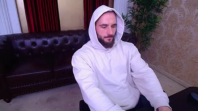 AdamJamesonn online show from March 11, 6:08 am