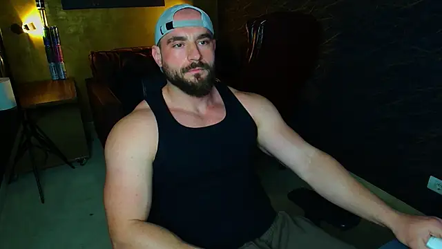 AdamJamesonn online show from May 4, 5:03 am