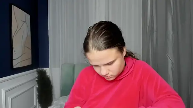 AdeleCruz online show from January 7, 1:02 pm