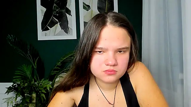 AdeleCruz online show from February 20, 1:11 pm