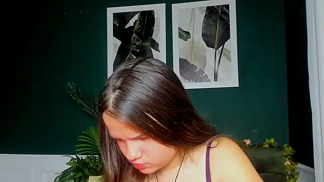 Snapshot of AdeleCruz chatting on May 3, 12:11 pm AdeleCruz online show from May 3, 12:11 pm