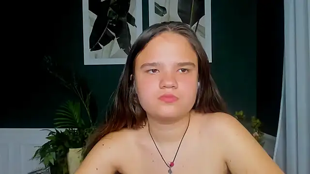 Snapshot of AdeleCruz chatting on May 12, 12:02 pm AdeleCruz online show from May 12, 12:02 pm