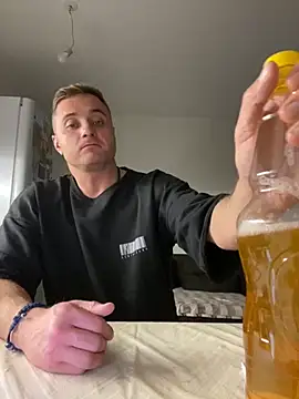 Snapshot of viamen chatting on October 11, 3:43 pm viamen online show from October 11, 3:43 pm