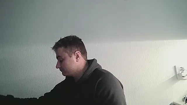 Snapshot of viamen chatting on February 28, 2:18 pm viamen online show from February 28, 2:18 pm