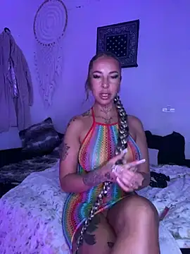 CheekyChels online show from March 14, 10:27 pm