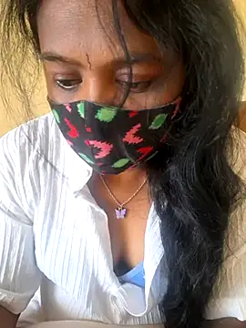Snapshot of kanikasree chatting on May 3, 3:23 am kanikasree online show from May 3, 3:23 am