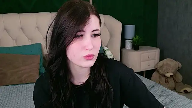 EmmaLawrens online show from July 3, 3:51 pm