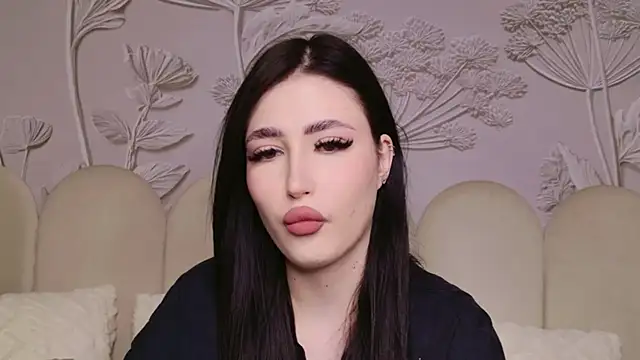 EmmaLawrens online show from July 30, 10:47 am