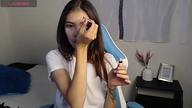 Snapshot of Aleska_Miami chatting on March 21, 3:02 pm Aleska Miami online show from March 21, 3:02 pm