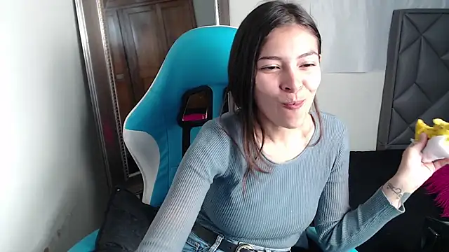 Snapshot of Aleska_Miami chatting on September 16, 1:45 pm Aleska Miami online show from September 16, 1:45 pm