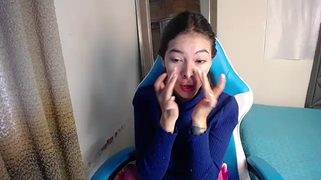 Snapshot of Aleska_Miami chatting on November 6, 1:56 pm Aleska Miami online show from November 6, 1:56 pm