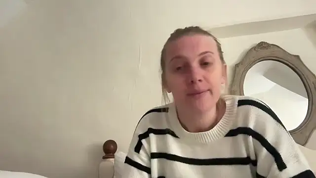 Ella-82 online show from June 10, 4:17 pm