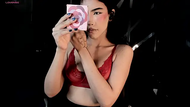 Snapshot of vaiolethsan__ chatting on January 12, 8:03 pm vaiolethsan online show from January 12, 8:03 pm